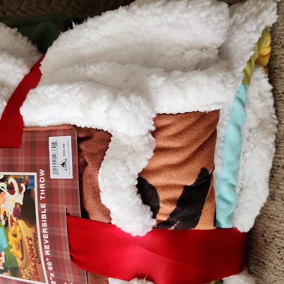 Disney throw blanket - Picture 7 of 9